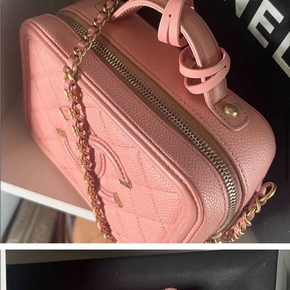 CHANEL Pink Quilted Vanity Camera Crossbody Bag with Matching Wallet - Picture 2 of 9